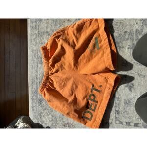 Gallery Dept. G.I. DEPT. Shorts Orange size Small